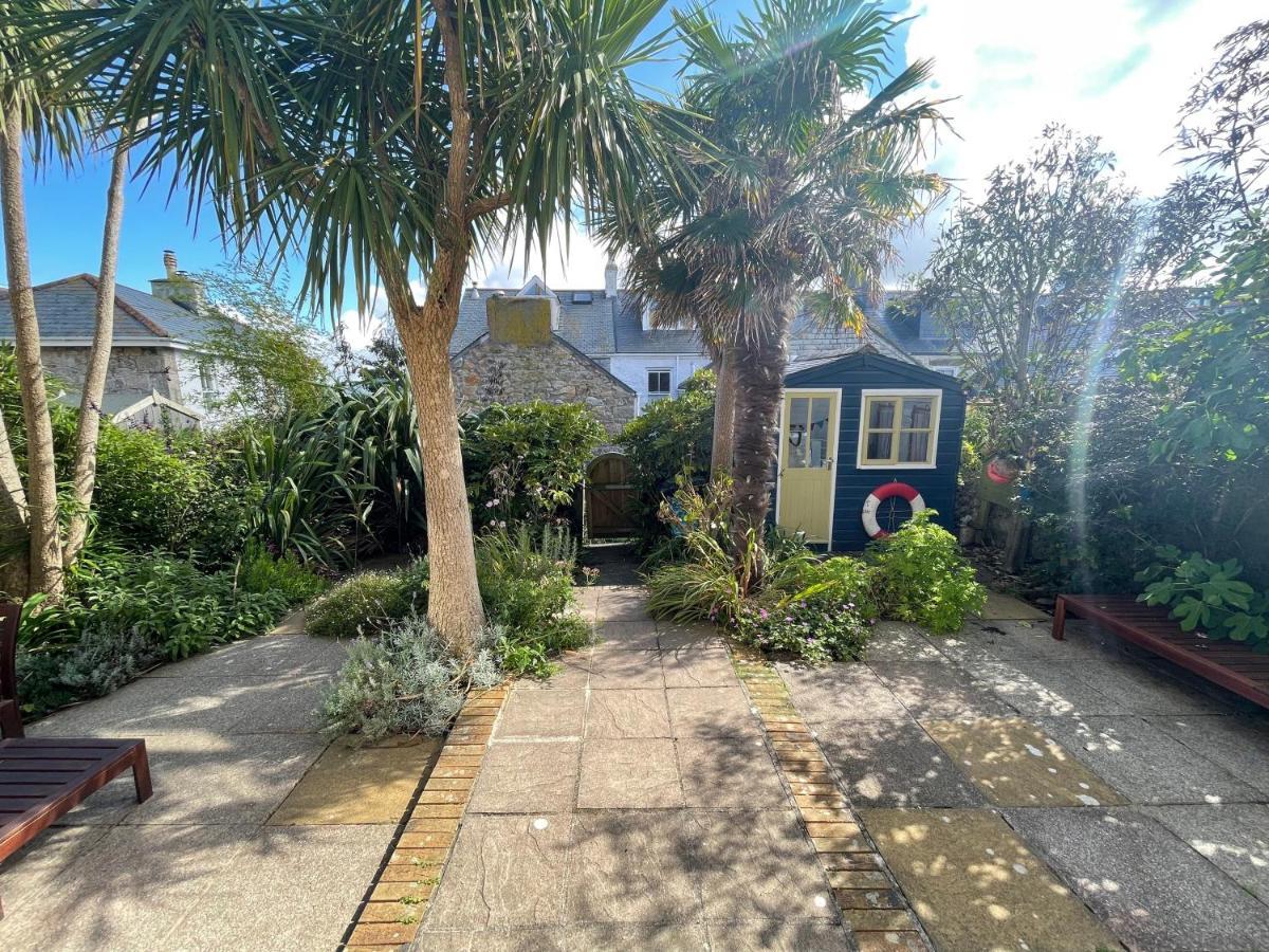 Villa Porth House, With South Facing Courtyard Garden! St Ives Exterior foto