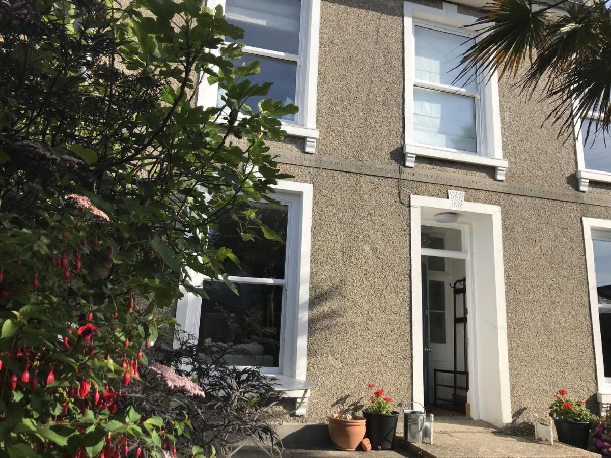Villa Porth House, With South Facing Courtyard Garden! St Ives Exterior foto